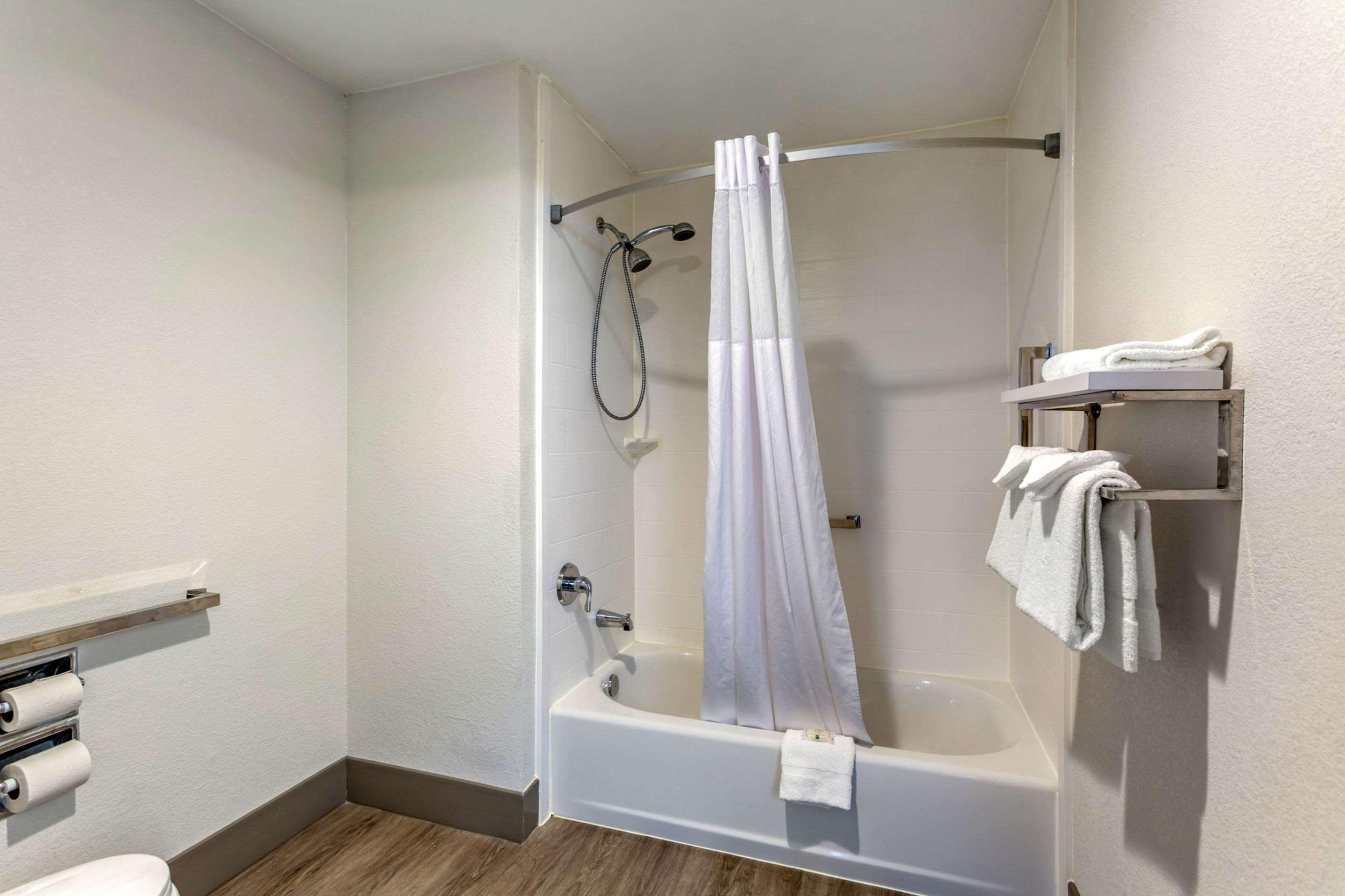 Quality Inn Murfreesboro-University Area Eksteriør billede