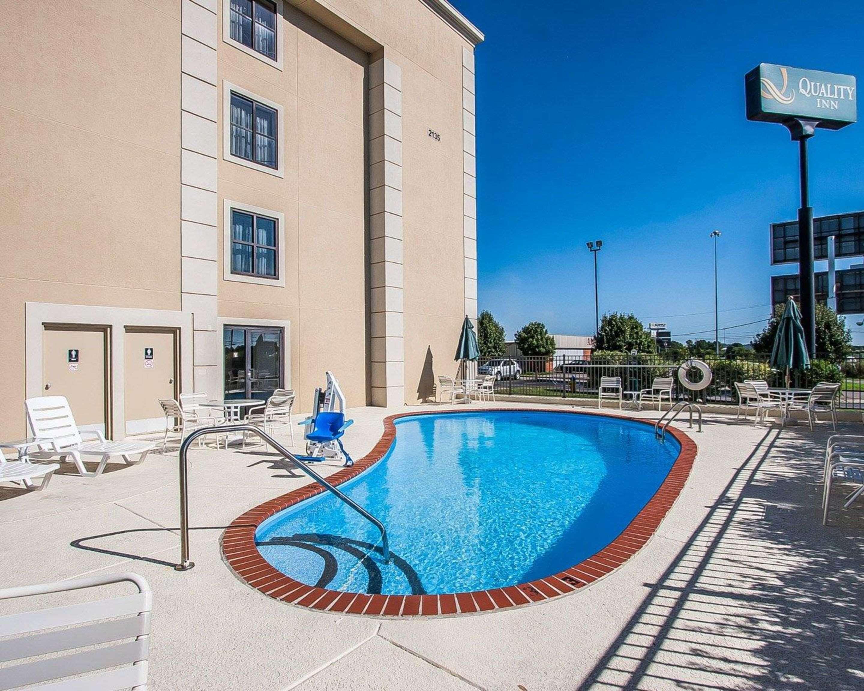 Quality Inn Murfreesboro-University Area Eksteriør billede
