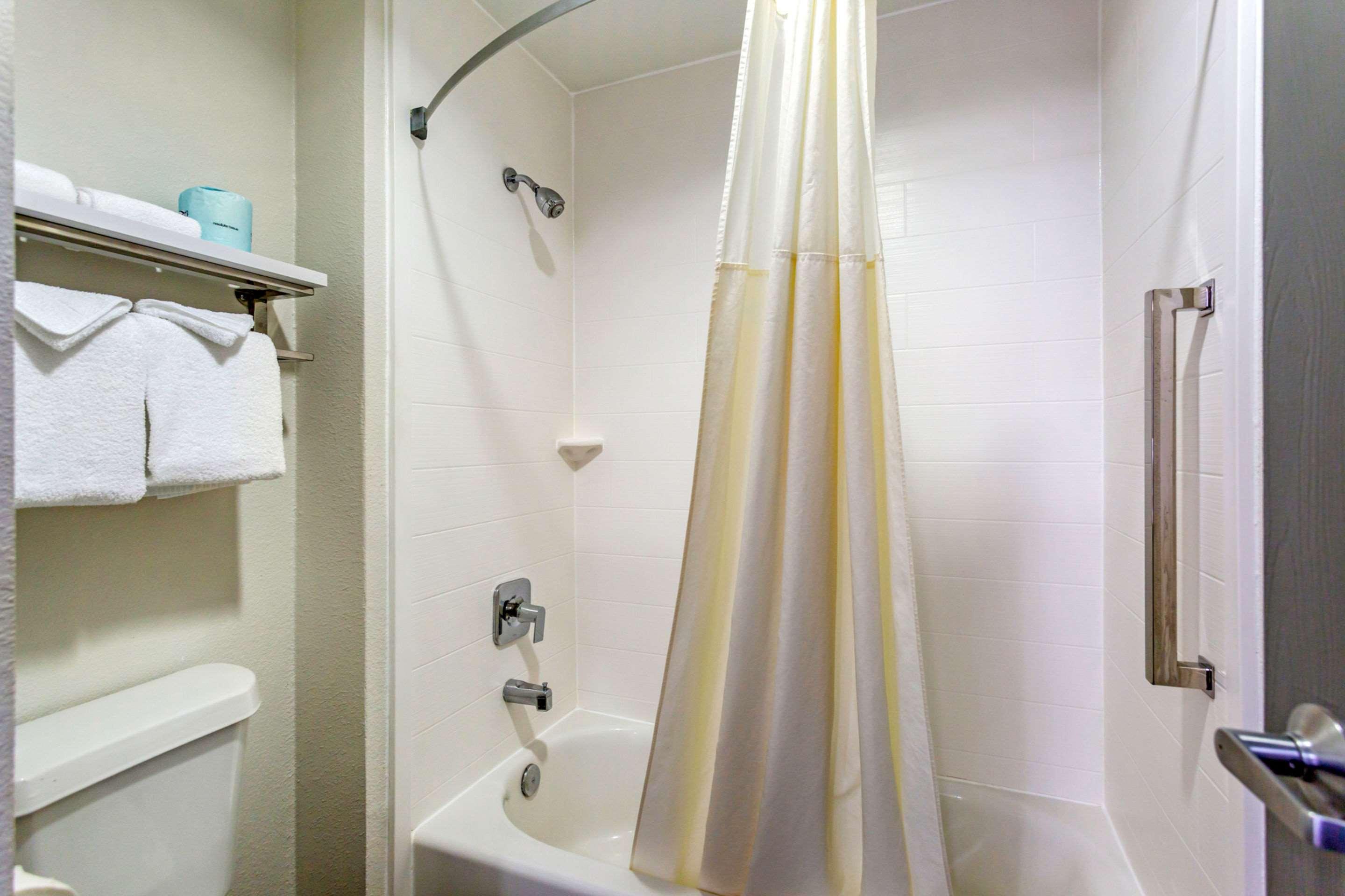 Quality Inn Murfreesboro-University Area Eksteriør billede